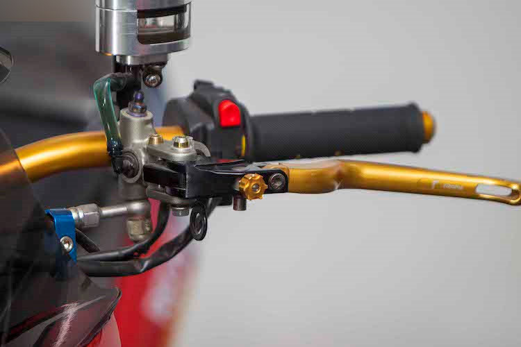 Xế nổ Yamaha Exciter 150 độ môtô phân khối lớn tại VN